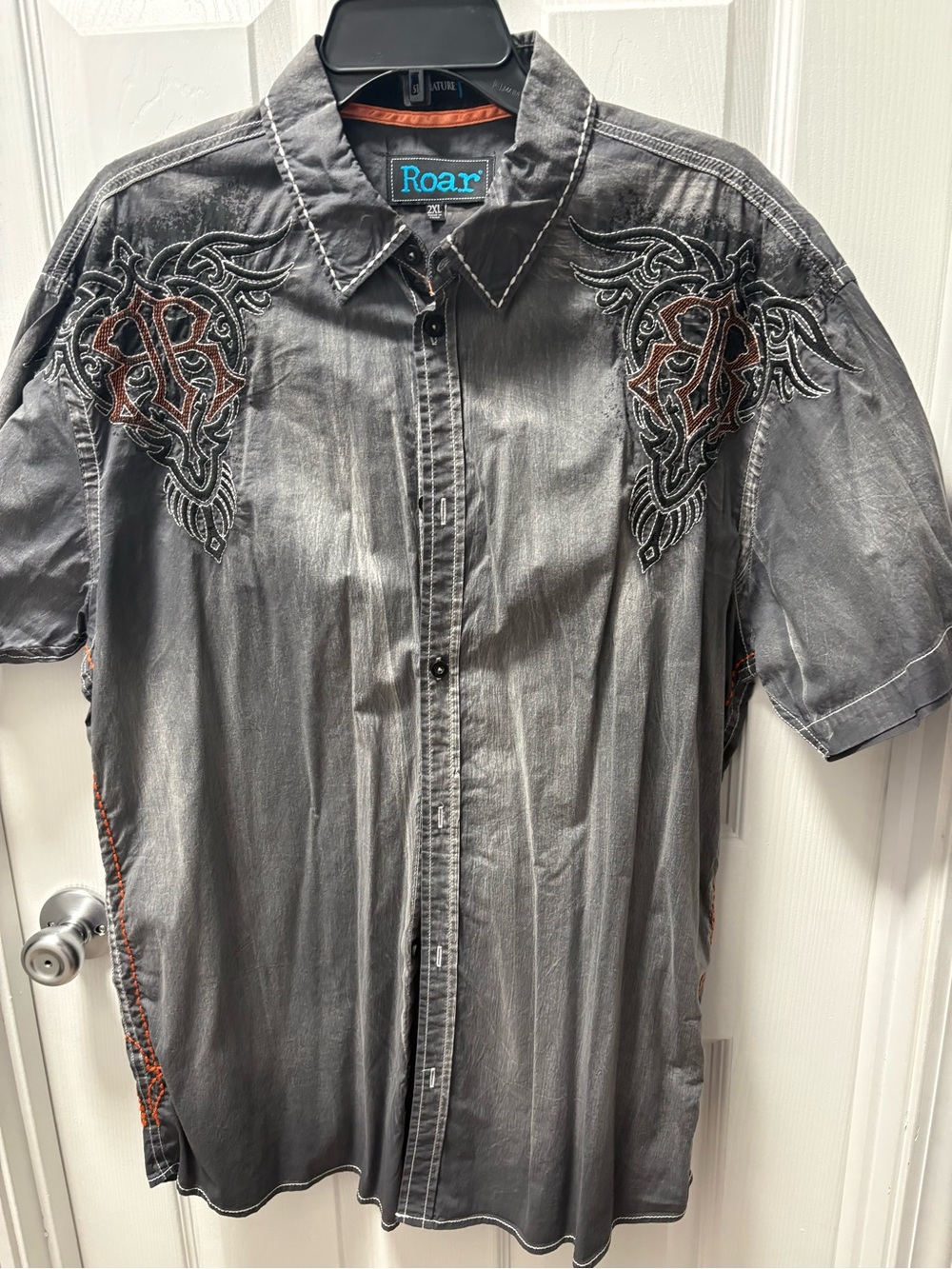 Roar Men's Short-Sleeve Button-Down Shirt